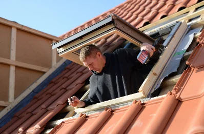 Pose de fenêtres de toit Velux à Béhorléguy